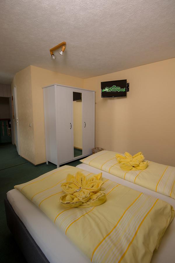 Pension Immergruen Jonsdorf Extérieur photo
