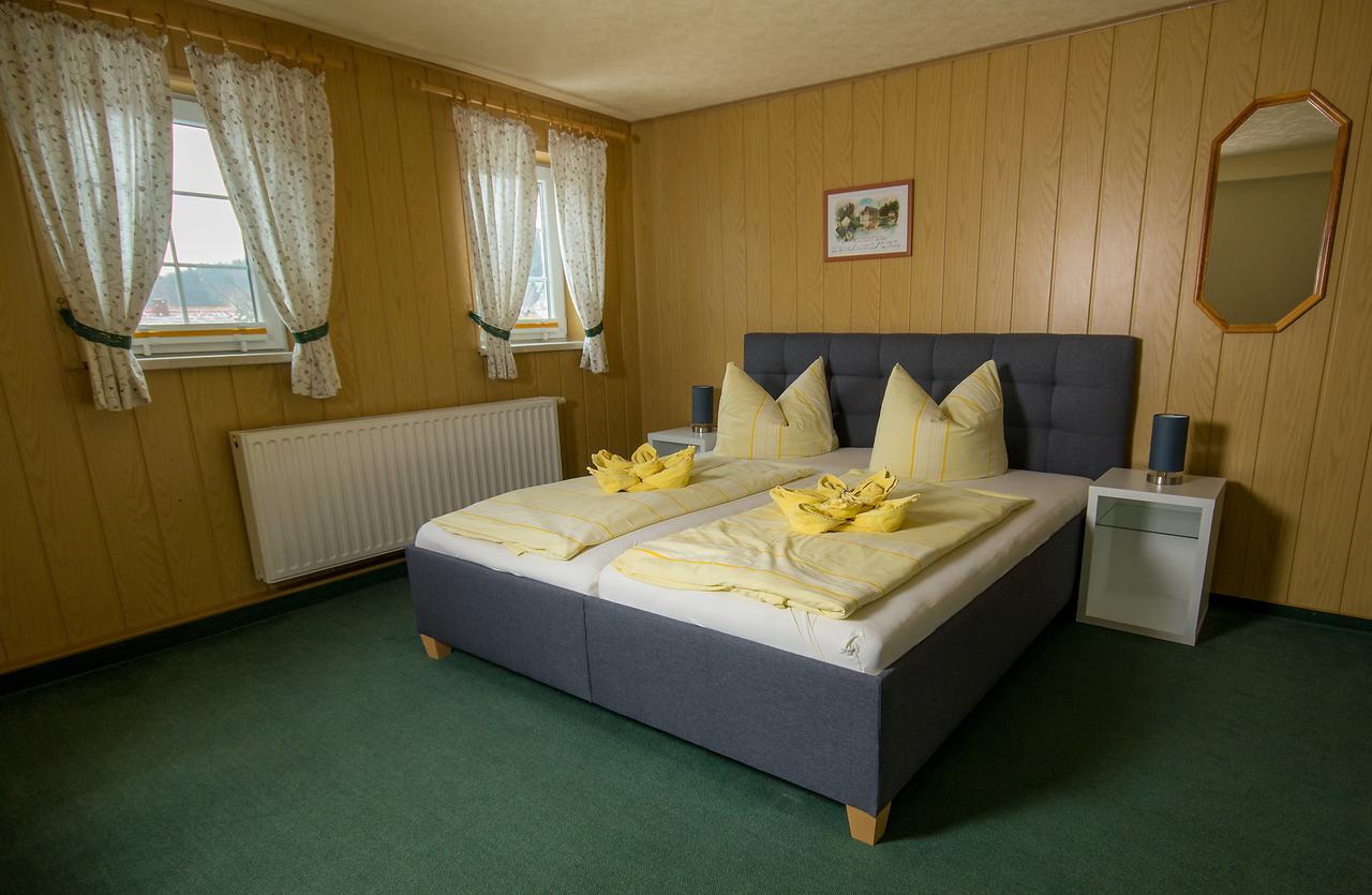 Pension Immergruen Jonsdorf Extérieur photo