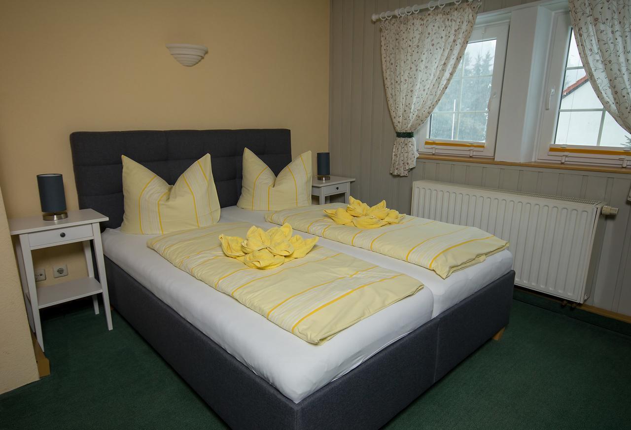 Pension Immergruen Jonsdorf Extérieur photo