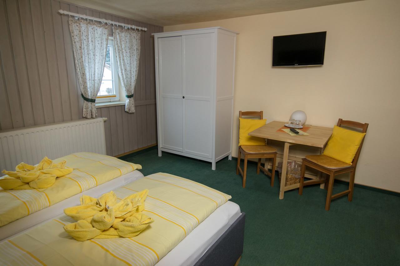 Pension Immergruen Jonsdorf Extérieur photo