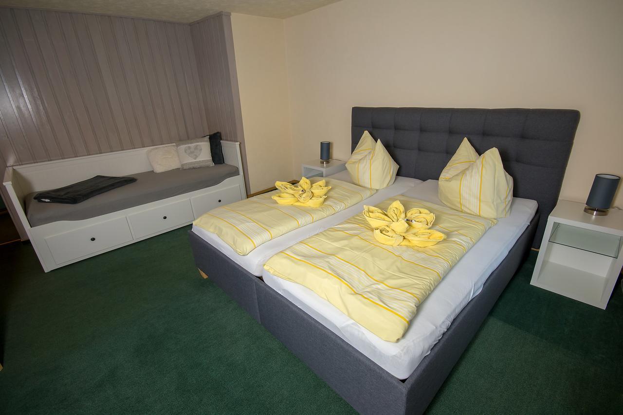 Pension Immergruen Jonsdorf Extérieur photo